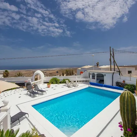 Villa Vacaciones Vistas Al Mar Güime